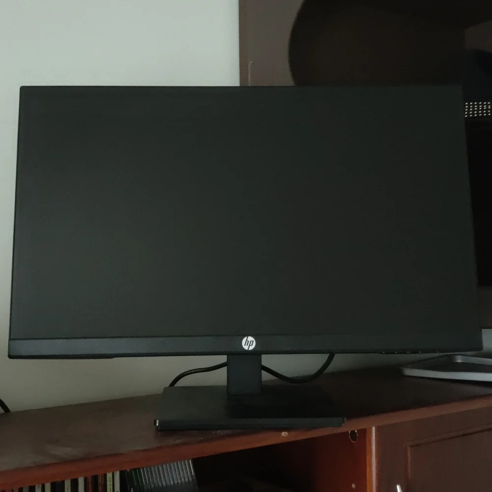 HP EliteDesk 800 G6 Mini PC + 2 Monitors + More